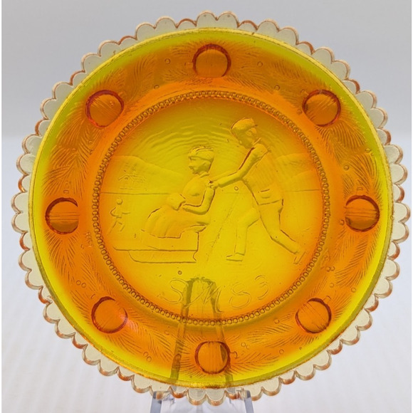 The Sandwich Skaters Glass Window Decor Pairpoint Cup Plate Marigold Amber VTG - Picture 9 of 9
